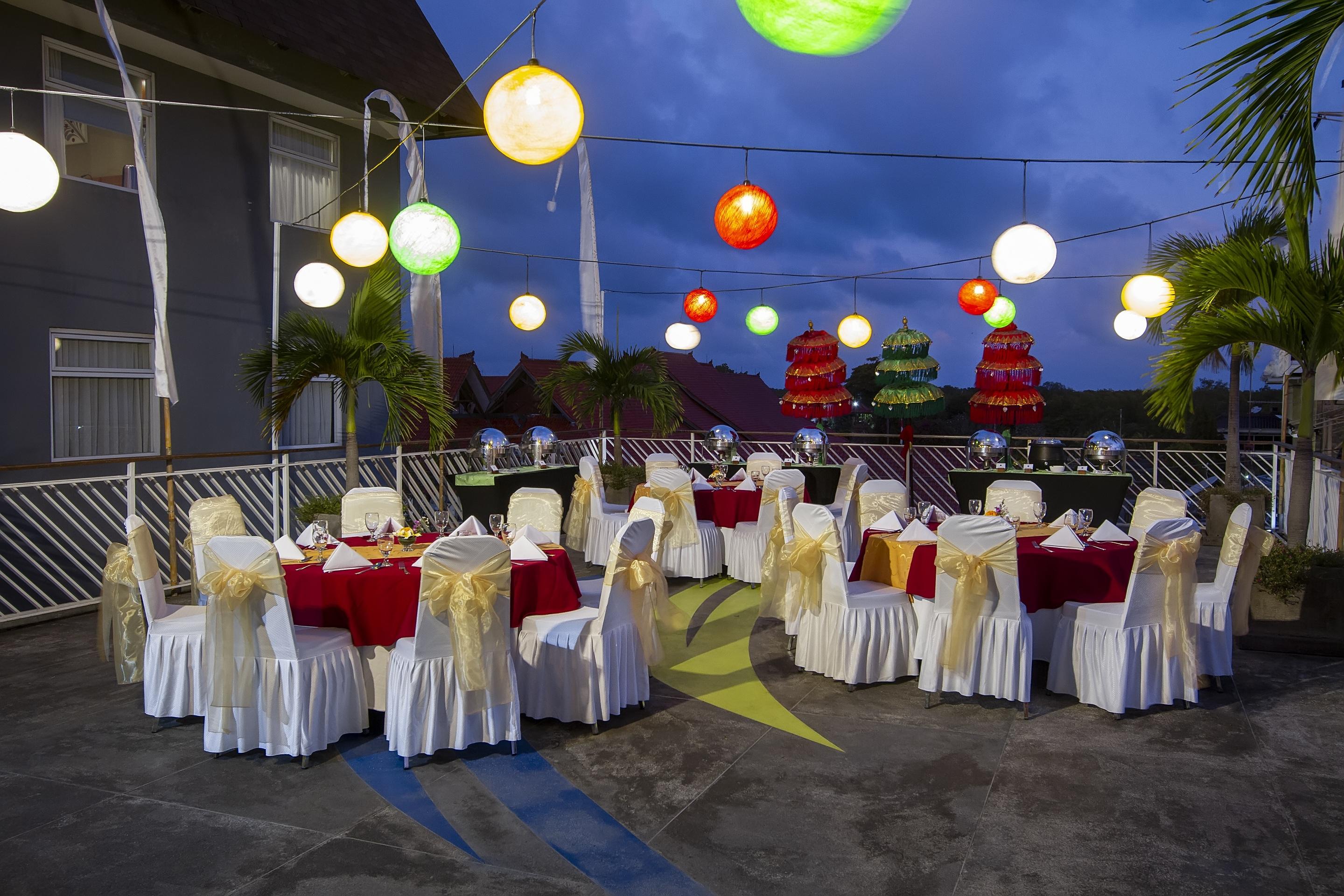Primebiz Hotel Kuta Kuta Lombok Exteriör bild