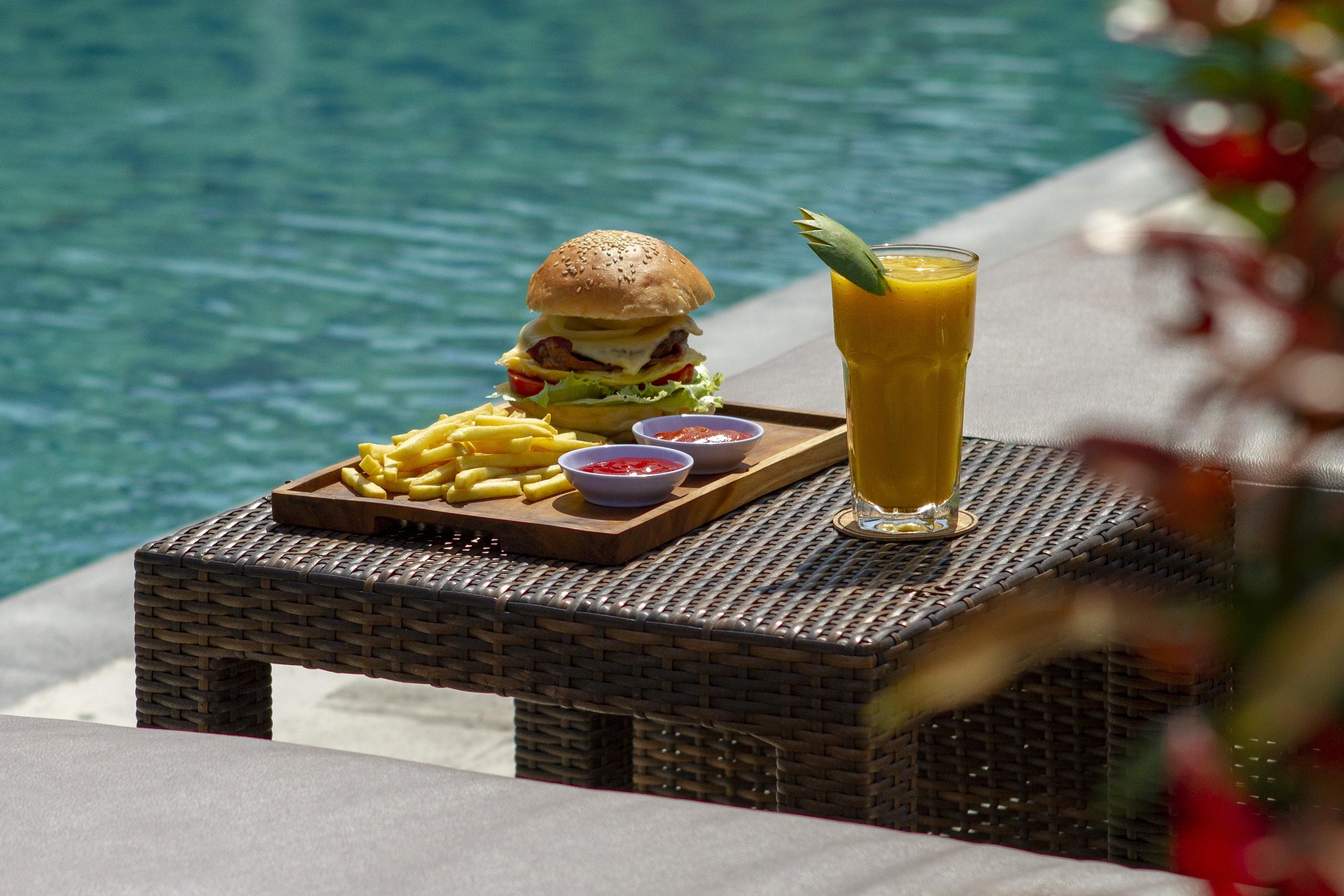 Primebiz Hotel Kuta Kuta Lombok Exteriör bild
