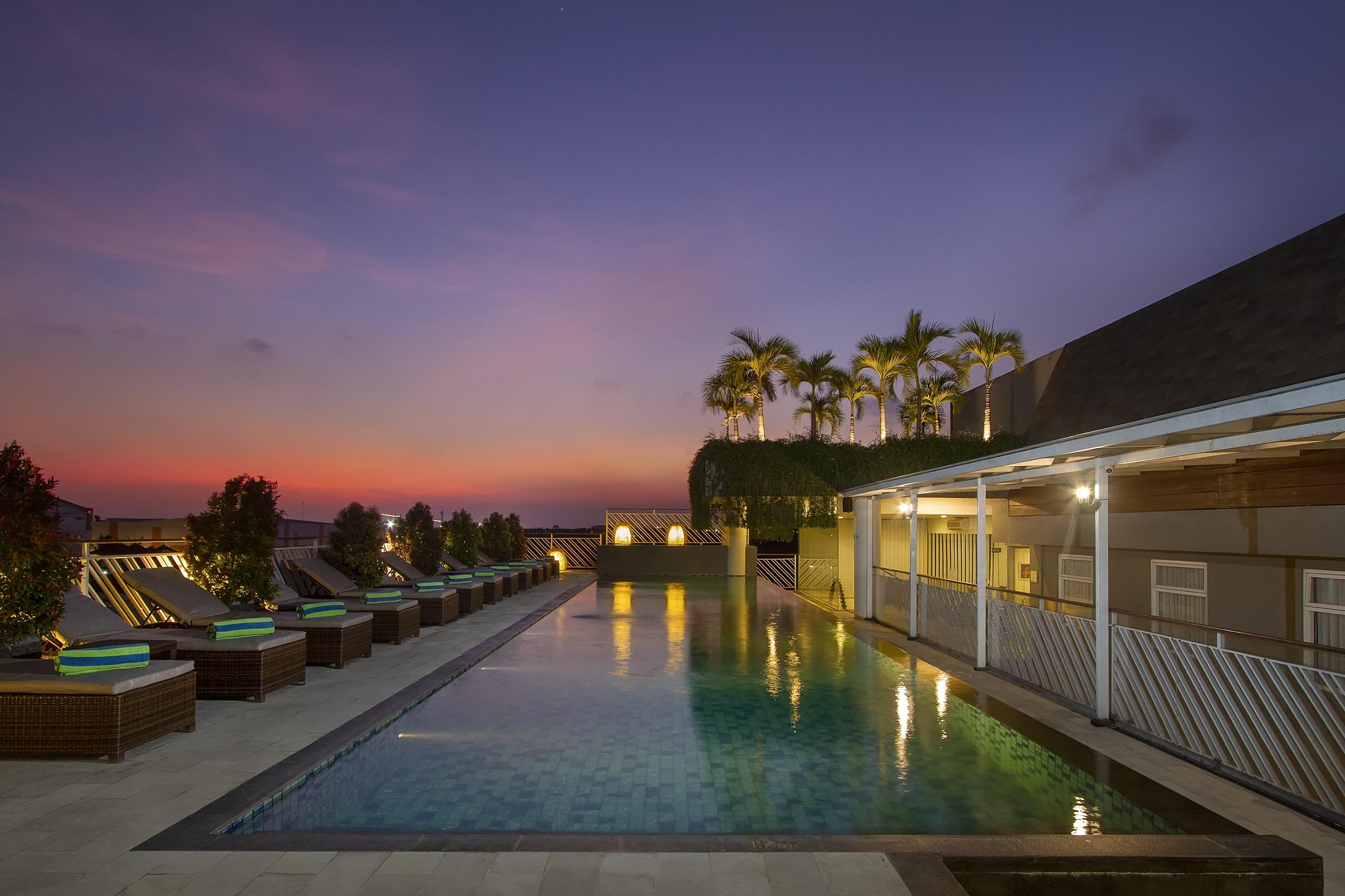 Primebiz Hotel Kuta Kuta Lombok Exteriör bild